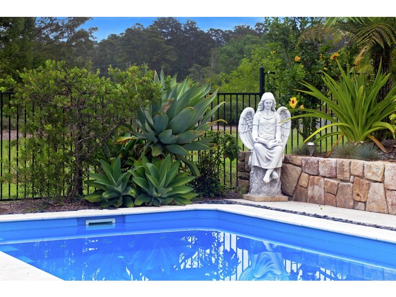 172 Braford Dr, Bonville NSW 2441