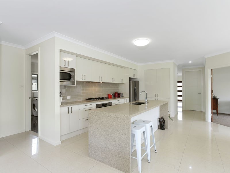 51 Loaders Lane, Coffs Harbour NSW 2450