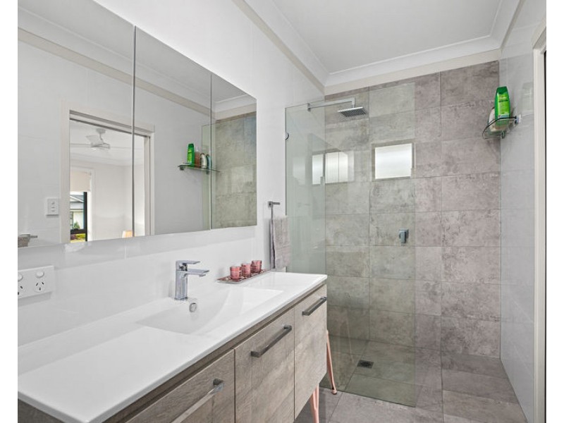 4 Bowerbird Close, Coffs Harbour NSW 2450