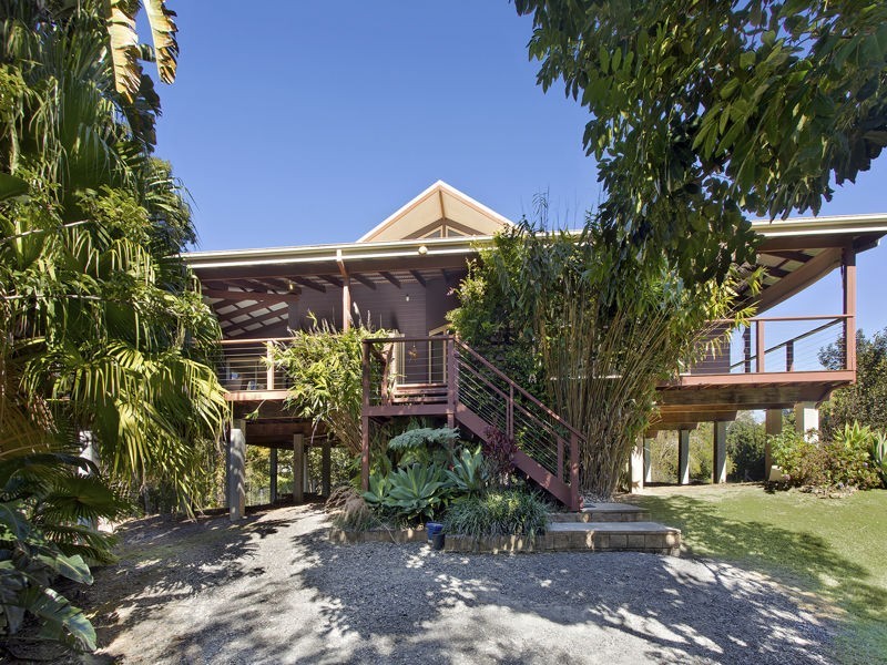 15 Bakker Dr, Bonville NSW 2441