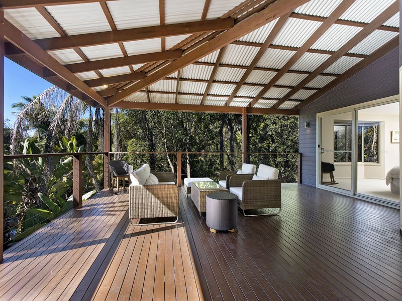 15 Bakker Dr, Bonville NSW 2441