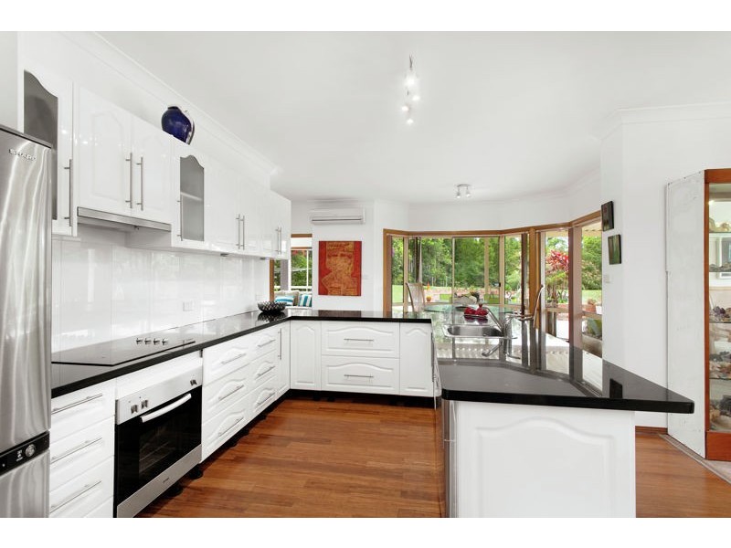 18 Bakker Dr, Bonville NSW 2441