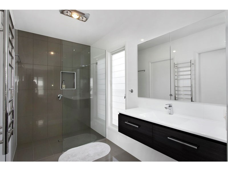 19 Green Bluff Rd, Sapphire Beach NSW 2450