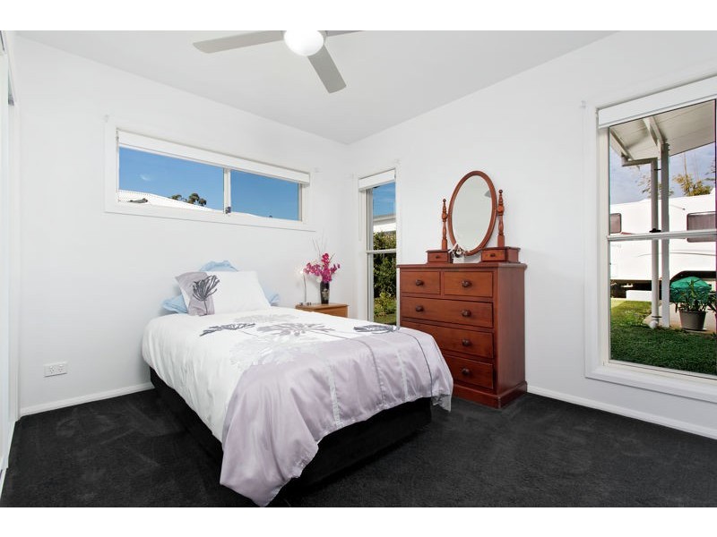 19 Green Bluff Rd, Sapphire Beach NSW 2450