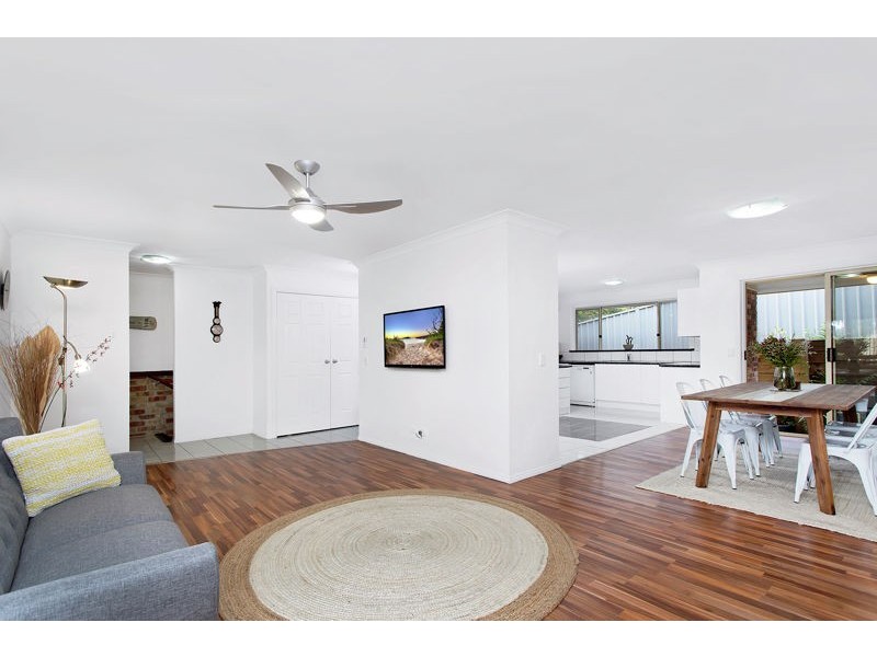 8 Bicknell Dr, Coffs Harbour NSW 2450