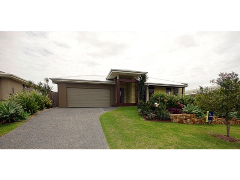 9 Green Bluff Road, Sapphire Beach NSW 2450