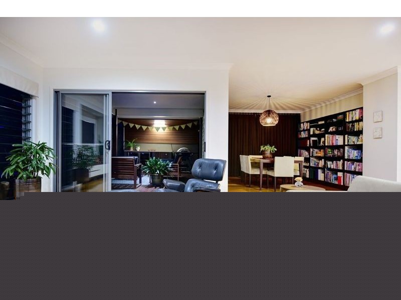 9 Green Bluff Road, Sapphire Beach NSW 2450