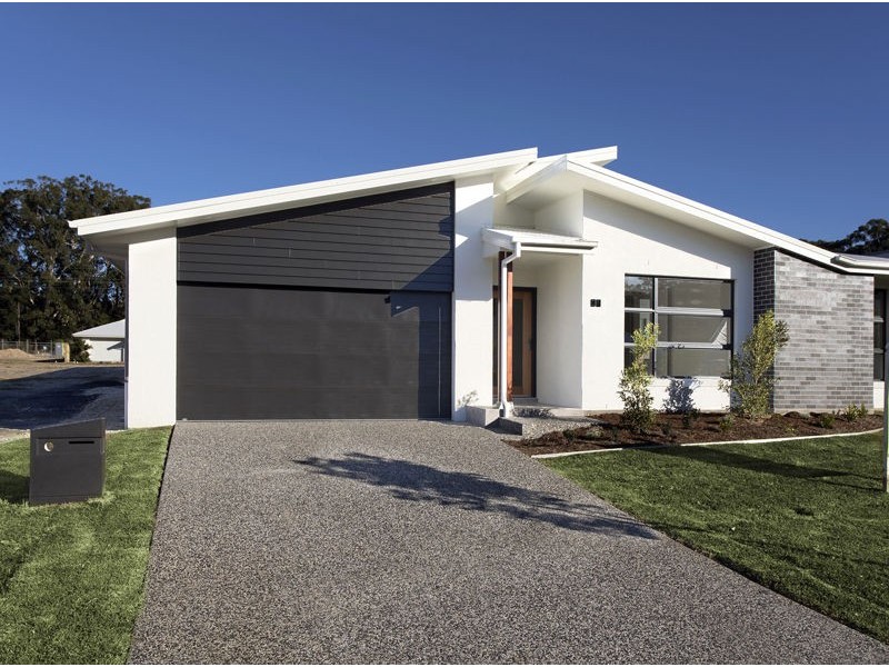 21 Red Gum Circuit, Sapphire Beach NSW 2450