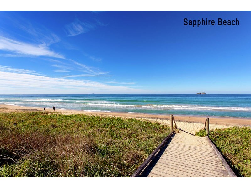 21 Red Gum Circuit, Sapphire Beach NSW 2450