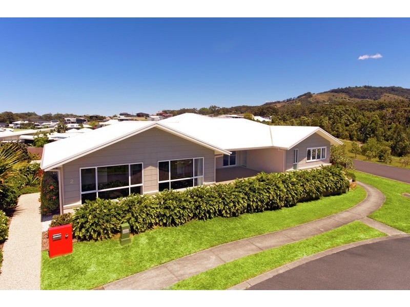 2 Paperbark St, Sapphire Beach NSW 2450