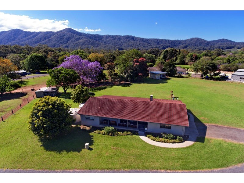 101 Faviell Dr, Bonville NSW 2441