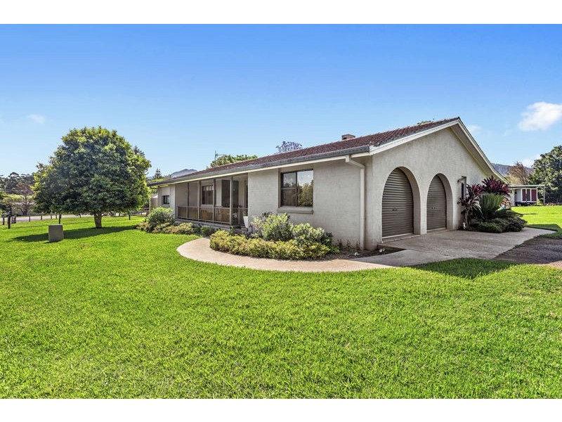 101 Faviell Dr, Bonville NSW 2441