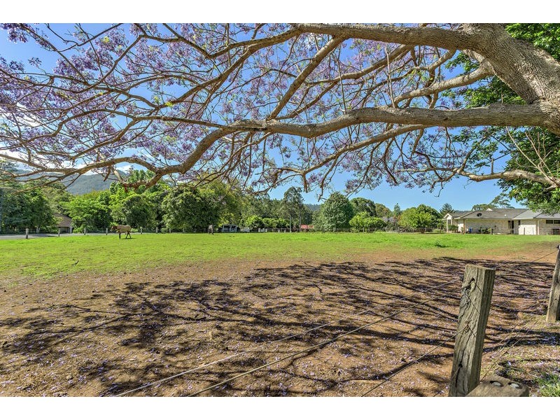 101 Faviell Dr, Bonville NSW 2441
