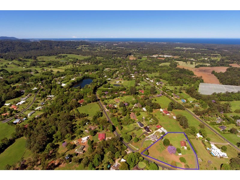 101 Faviell Dr, Bonville NSW 2441