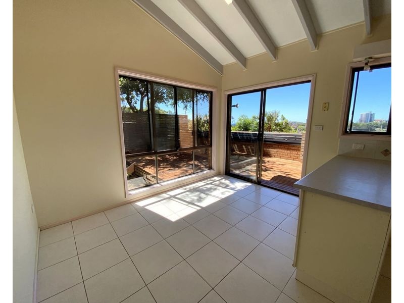 64 Manning Avenue, Coffs Harbour NSW 2450
