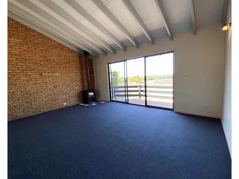 64 Manning Avenue, Coffs Harbour NSW 2450