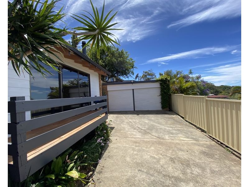 64 Manning Avenue, Coffs Harbour NSW 2450