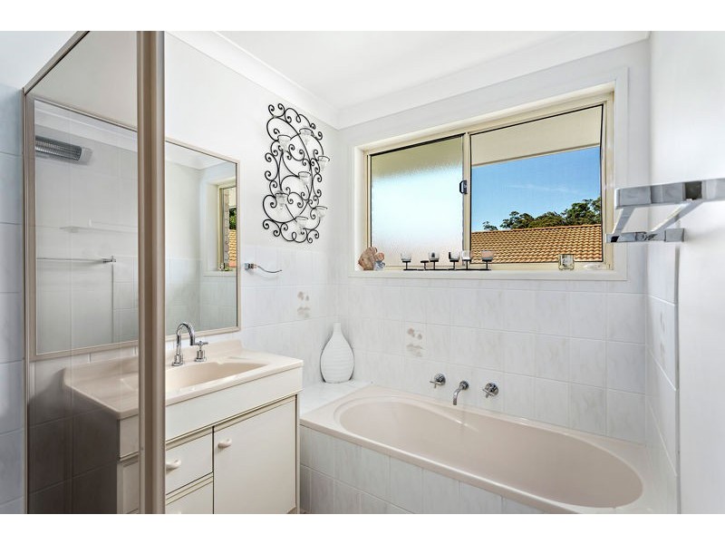 24 Abel Tasman Dr, Coffs Harbour NSW 2450