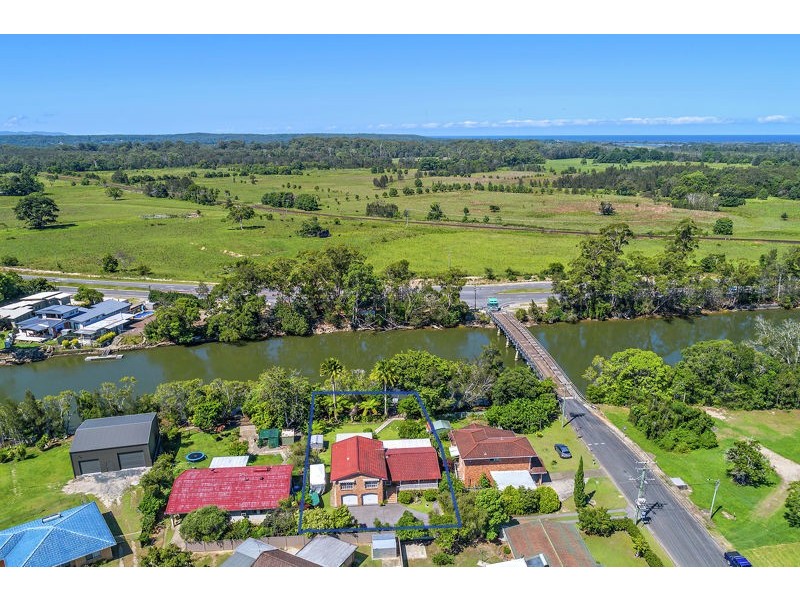 3 Newry Island Dr, Urunga NSW 2455