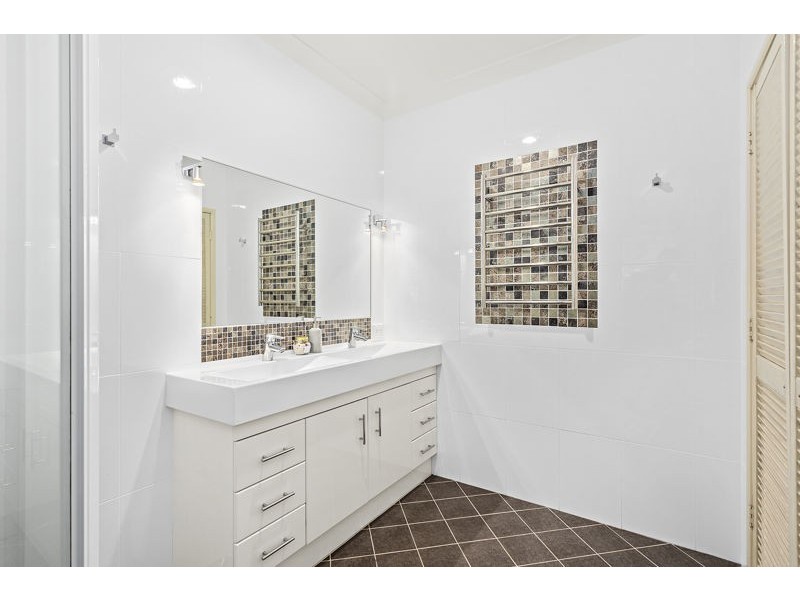 32 Bakker Drive, Bonville NSW 2441