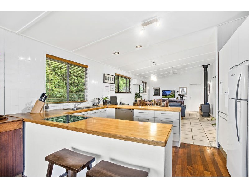 24 Gallipoli Rd, Coffs Harbour NSW 2450