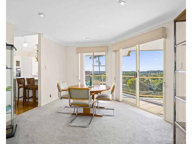 16 Anniversary Pl, Coffs Harbour NSW 2450