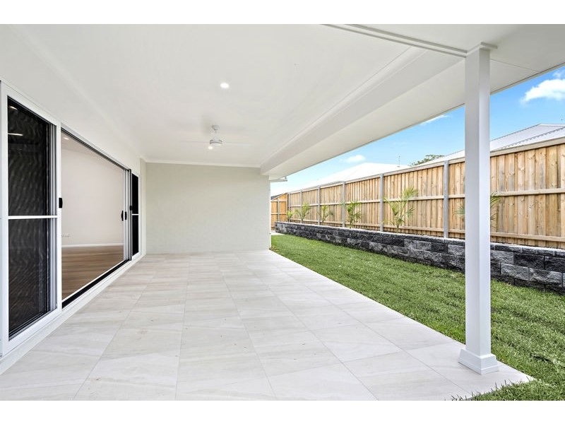 25 Red Gum Cir, Sapphire Beach NSW 2450