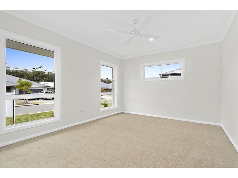 25 Red Gum Cir, Sapphire Beach NSW 2450