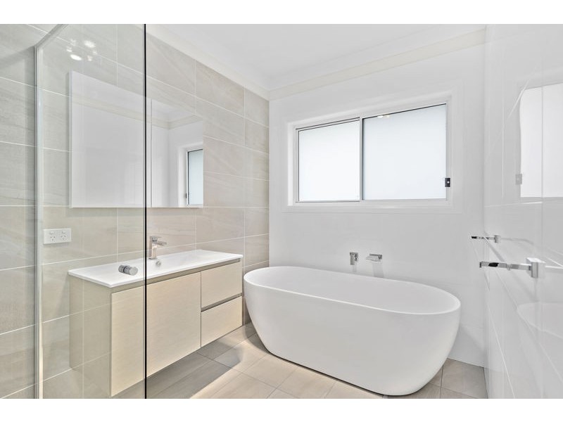 25 Red Gum Cir, Sapphire Beach NSW 2450