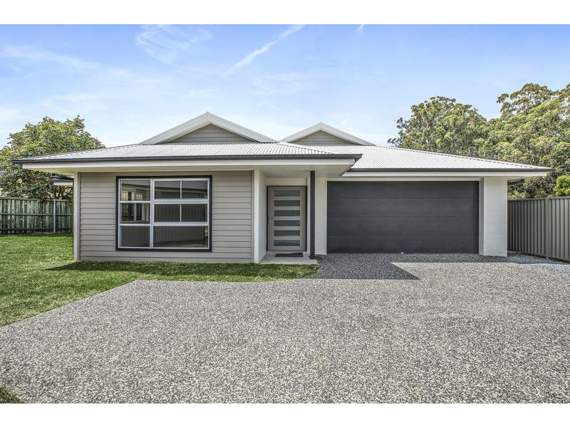 18 Fantail Ct, Boambee East NSW 2452