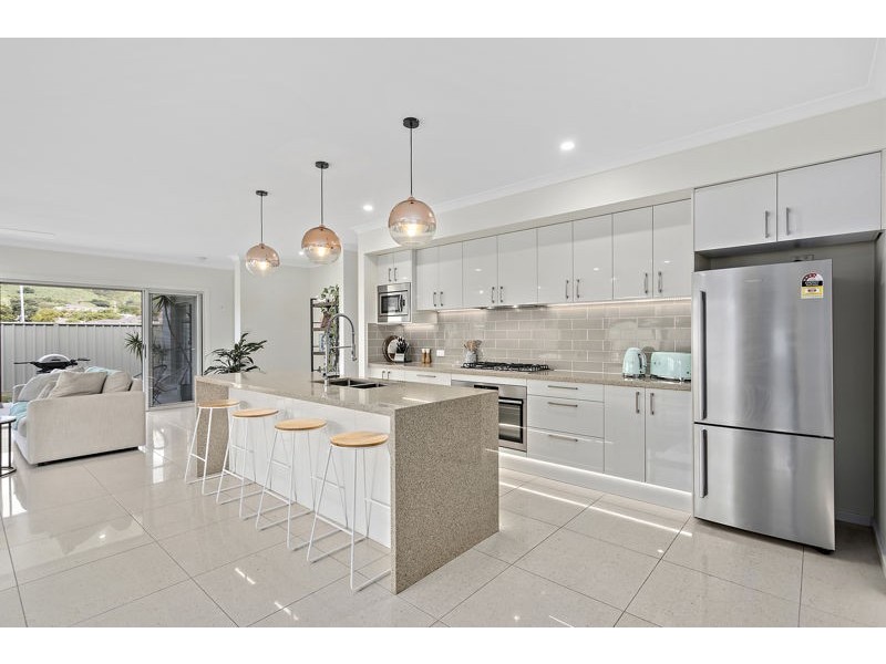 51 Loaders Lane, Coffs Harbour NSW 2450