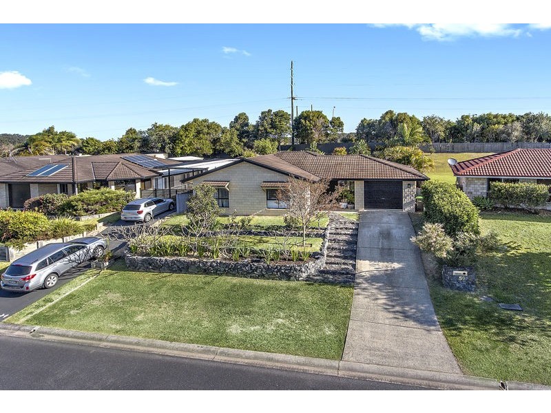 59 Soren Larsen Cres, Boambee East NSW 2452