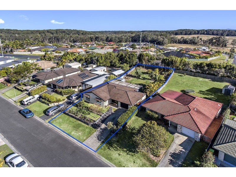 59 Soren Larsen Cres, Boambee East NSW 2452