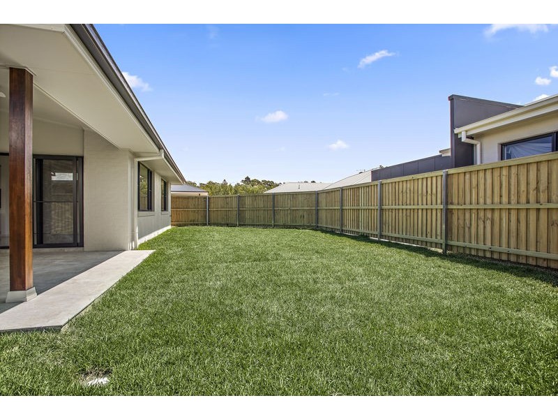 4 Reicks Cl, Sapphire Beach NSW 2450