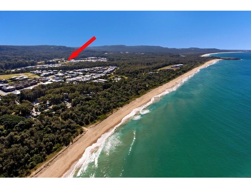 4 Reicks Cl, Sapphire Beach NSW 2450