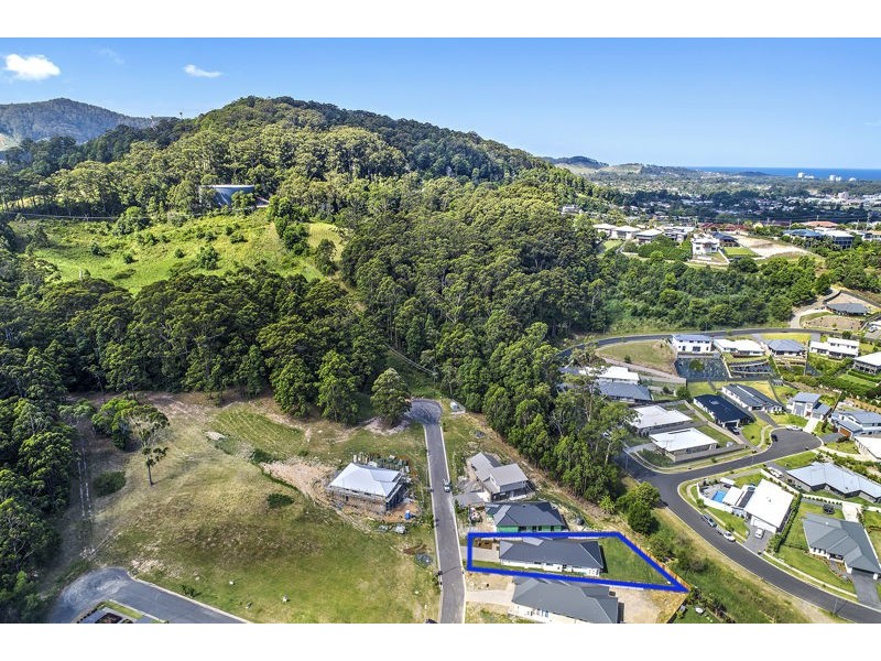 6 Amadeus Pl, Coffs Harbour NSW 2450