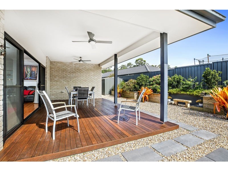 6 Mimiwali Dr, Bonville NSW 2441