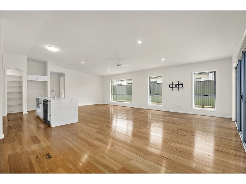 34 Watergum Cl, Sapphire Beach NSW 2450