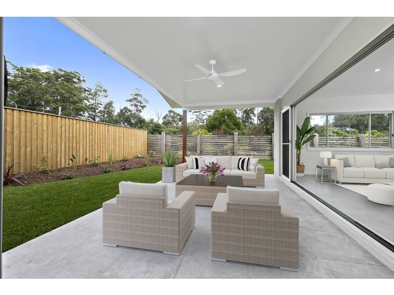 2 Jasmine Cl, Sapphire Beach NSW 2450