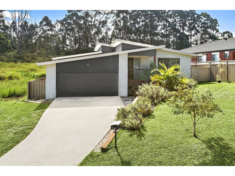 10 Berkeley Dr, Bonville NSW 2441