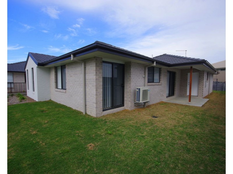 1/35 Sullivans Road, Moonee Beach NSW 2450