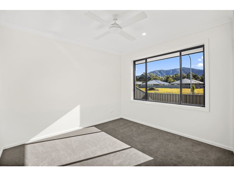 11 Currawong Cl, Coffs Harbour NSW 2450