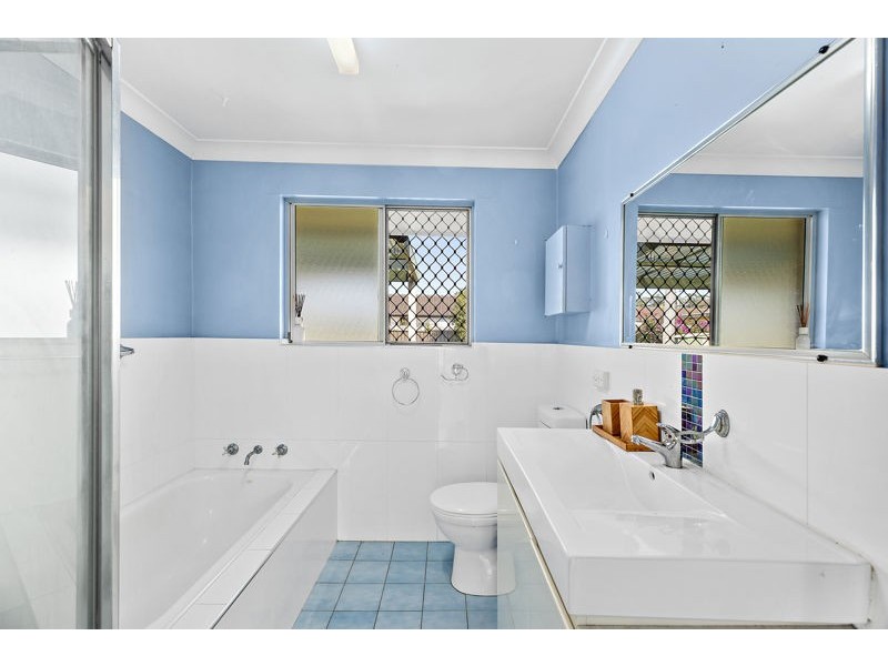8 Gosling Cl, Coffs Harbour NSW 2450