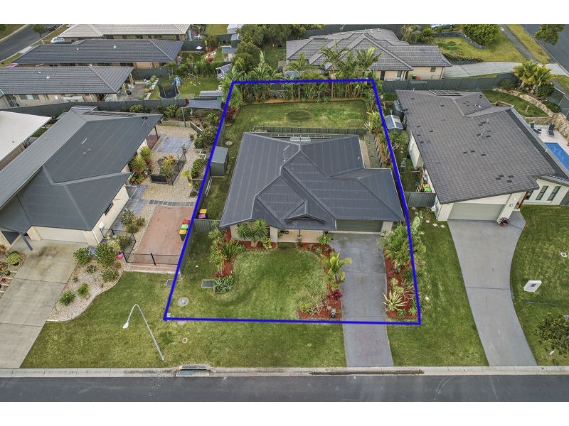 4 Mimiwali Drive, Bonville NSW 2441