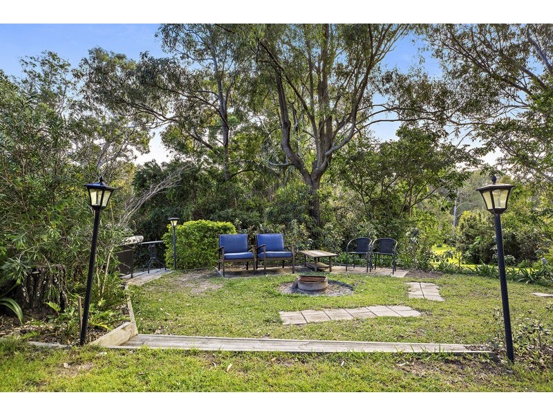 9 Casuarina Ct, Sandy Beach NSW 2456