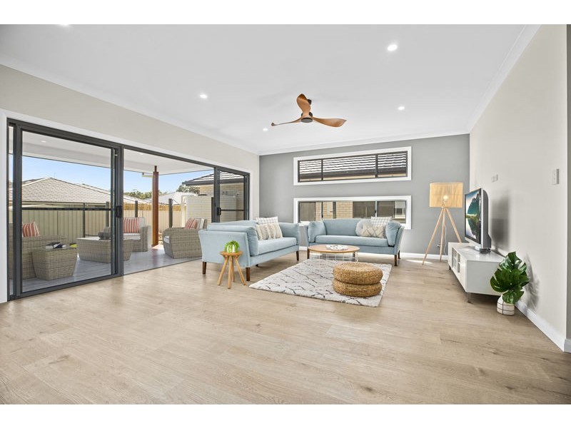 17 Mermaid Drive, Sandy Beach NSW 2456