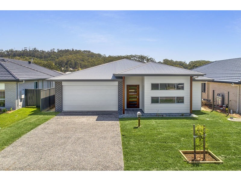 17 Mermaid Drive, Sandy Beach NSW 2456