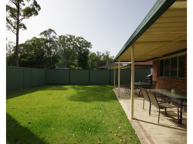 1/6 Sunbird Crescent, Boambee East NSW 2452