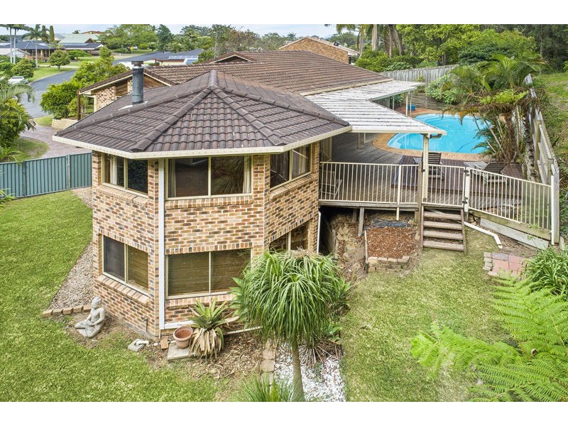 38 Sunrise Dr, Boambee East NSW 2452