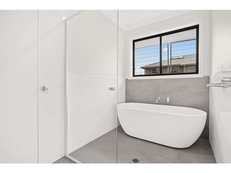 4 Fantail Ct, Boambee East NSW 2452